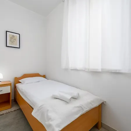 Apartmán Tramontana Near The In - Umag *